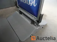 2 reclamepanelen op kunststof standaard - afbeelding 3 van  6