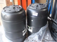 2 regentonnen met kraantje practo, cap 210l - afbeelding 1 van  3