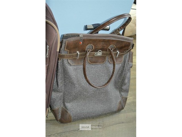 2 reiskoffers/reistas - afbeelding 4 van  4