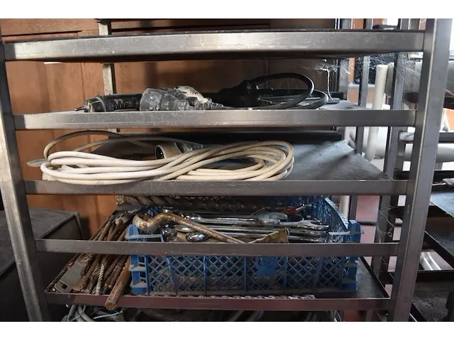 2 rekjes met kleine partij schroeven en klein materiaal (29) - afbeelding 6 van  14