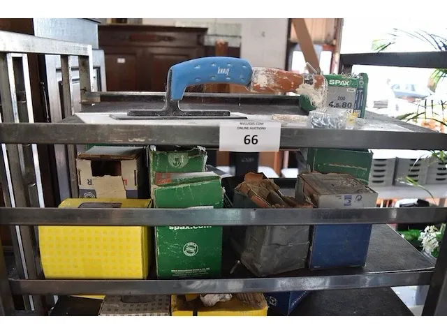 2 rekjes met kleine partij schroeven en klein materiaal (29) - afbeelding 14 van  14