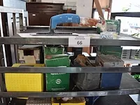 2 rekjes met kleine partij schroeven en klein materiaal (29) - afbeelding 14 van  14