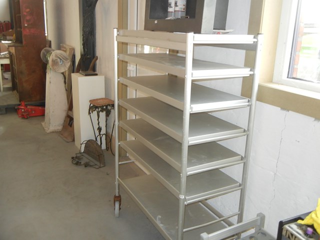 2 rekken in aluminium - afbeelding 2 van  2