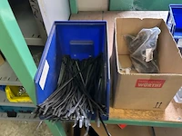 2 rekken met inhoud - afbeelding 5 van  8