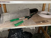 2 rekken met inhoud - afbeelding 6 van  6
