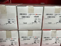 2 rekken würth met vastzetmateriaal - afbeelding 5 van  9
