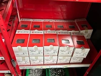 2 rekken würth met vastzetmateriaal - afbeelding 6 van  9