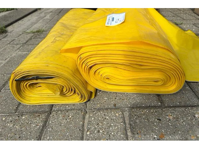 2 restrollen gele pvc - afbeelding 2 van  2