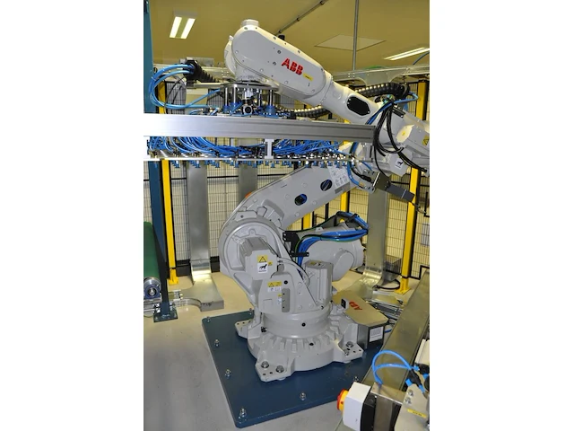 2 * robot abb ab - afbeelding 6 van  8