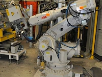 2 * robot abb incl. keyence device - afbeelding 1 van  6