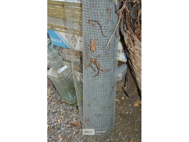 2 rollen ijzerdraad vierkantjes - afbeelding 2 van  5