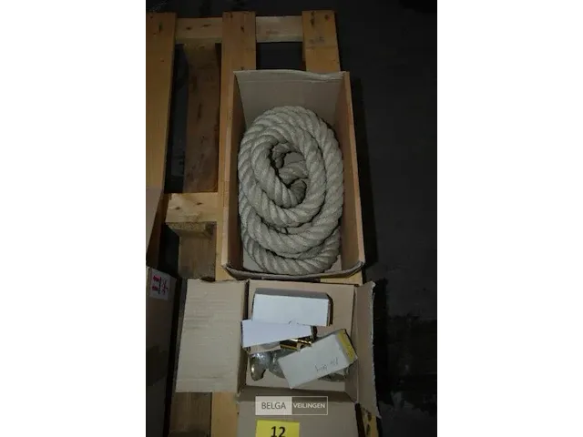 2 rollen naturel en bevestiging - afbeelding 1 van  4
