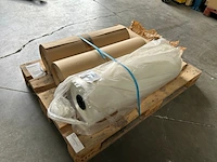 2 rollen papier + 1 rol plastiek - afbeelding 1 van  4