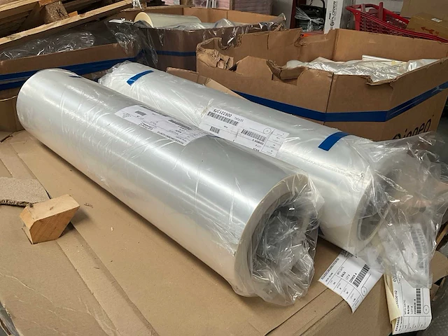 2 rollen plastic folie earthfirst 20 micron - afbeelding 1 van  8