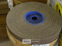 2 rollen schuurpapier - afbeelding 2 van  2
