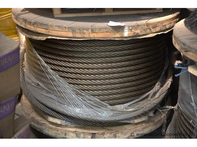 2 rollen staalkabel - afbeelding 2 van  2