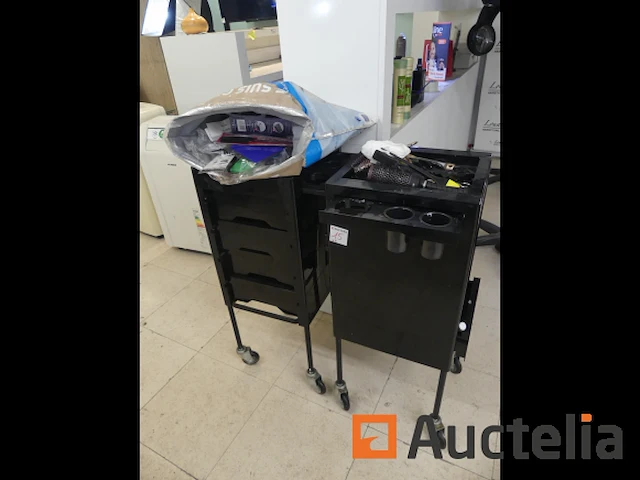 2 roltafels 4 lades met inhoud - afbeelding 2 van  9
