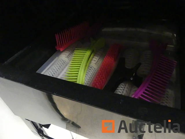 2 roltafels 4 lades met inhoud - afbeelding 8 van  9