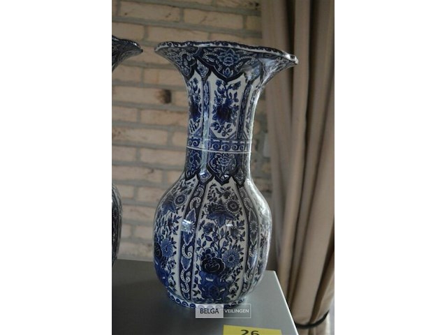 2 royal sphinx delft balustervazen - afbeelding 2 van  4