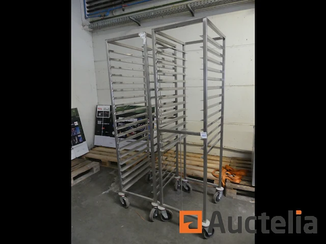 2 rvs trolleys met waterpassen - afbeelding 5 van  5