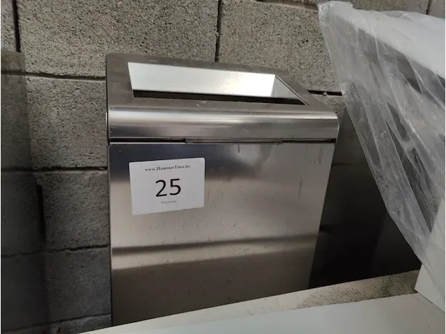 2 rvs vuilnisemmers - afbeelding 2 van  2