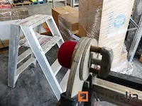 2 schalen en aluminium trapladder - afbeelding 3 van  11