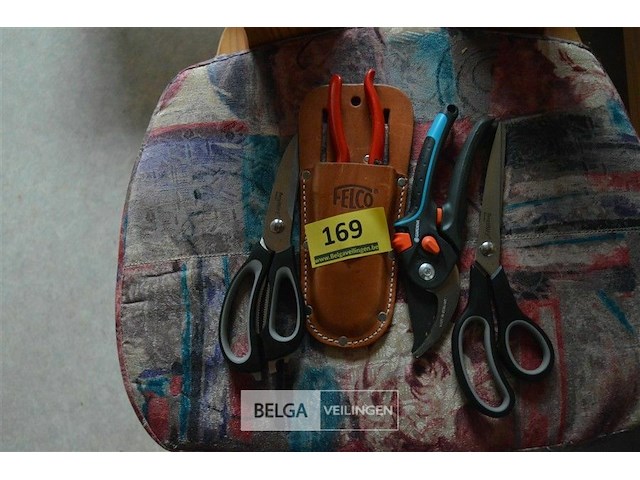 2 scharen en 2 tangen - afbeelding 1 van  3