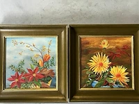 2 schilderijen op doek bloementafereel h.j mensee - afbeelding 1 van  4