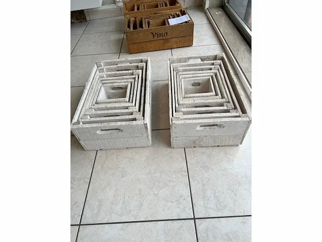 2 sets houten kisten witte kleur - afbeelding 2 van  2