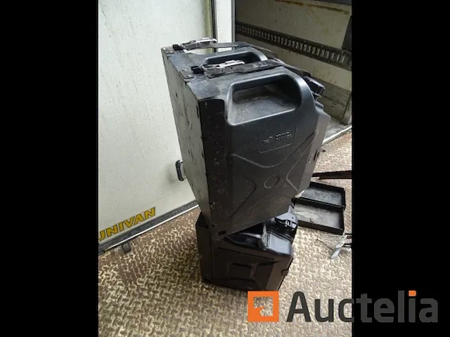 2 sets van 2 jerrycans voor jeep, 2 sets voor jerrycans voor jeep - afbeelding 9 van  11