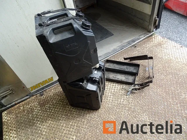 2 sets van 2 jerrycans voor jeep, 2 sets voor jerrycans voor jeep - afbeelding 11 van  11