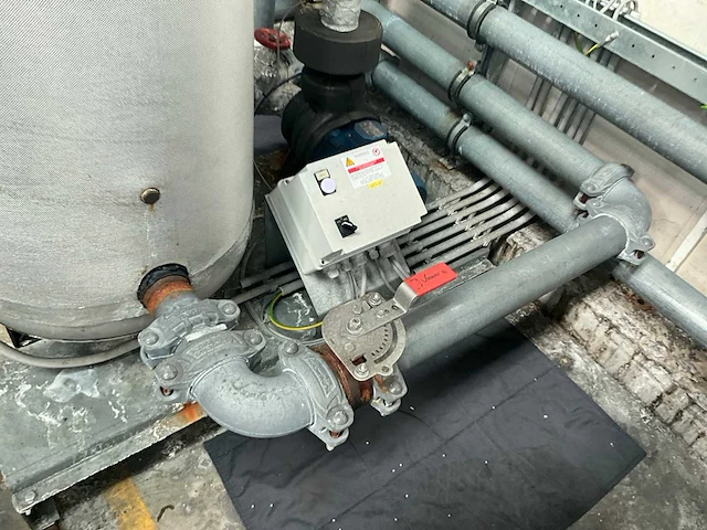 2 silo’s 150 ton met chiller frigel en droger munters - afbeelding 15 van  59