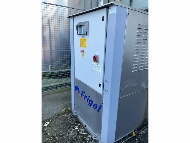 2 silo’s 150 ton met chiller frigel en droger munters - afbeelding 31 van  59