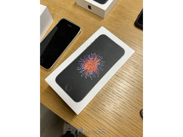2 smartphone apple iphone se - afbeelding 6 van  8