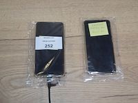 2 smartphones samsung galaxy a10 zonder lader (b401) - afbeelding 1 van  5