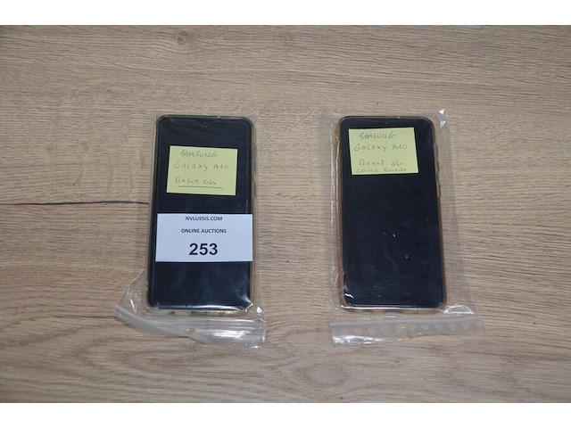 2 smartphones samsung galaxy a10 zonder lader (b401) - afbeelding 1 van  6