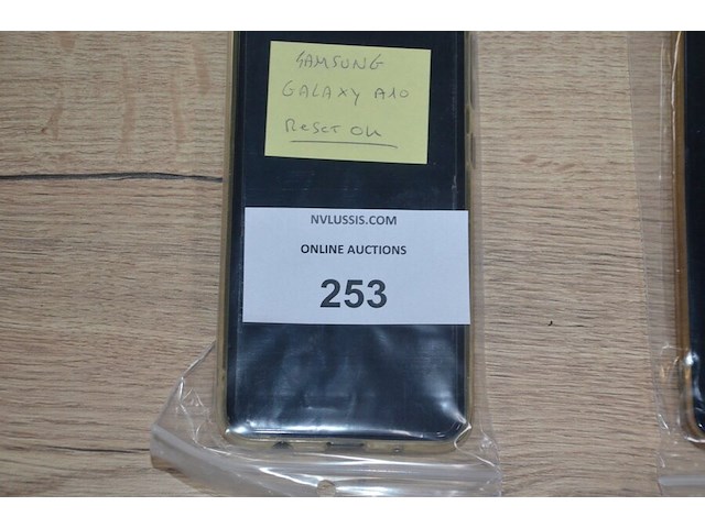 2 smartphones samsung galaxy a10 zonder lader (b401) - afbeelding 2 van  6