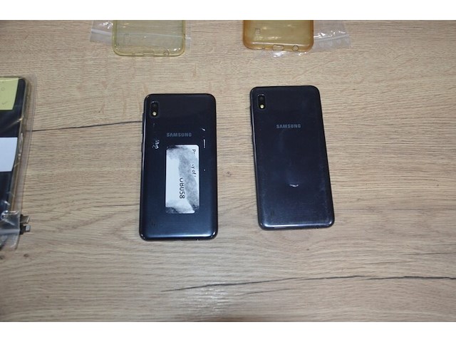 2 smartphones samsung galaxy a10 zonder lader (b401) - afbeelding 5 van  6