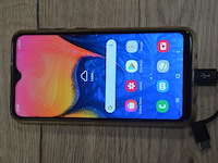 2 smartphones samsung galaxy a10 zonder lader (b401) - afbeelding 4 van  5