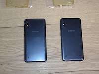 2 smartphones samsung galaxy a10 zonder lader (b401) - afbeelding 5 van  5