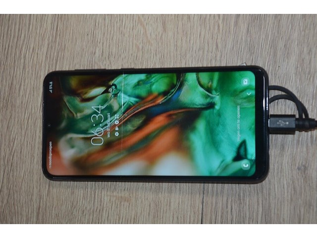 2 smartphones samsung galaxy a10 zonder lader met gebarsten schermen (b401) - afbeelding 6 van  9