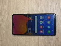 2 smartphones samsung galaxy a10 zonder lader met gebarsten schermen (b401) - afbeelding 7 van  9