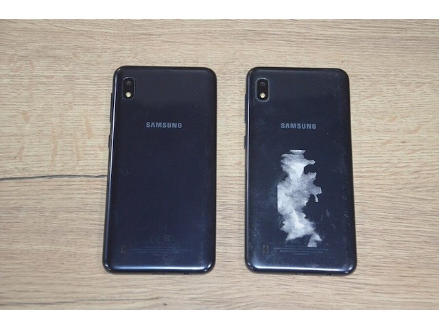2 smartphones samsung galaxy a10 zonder lader met gebarsten schermen (b401) - afbeelding 9 van  9