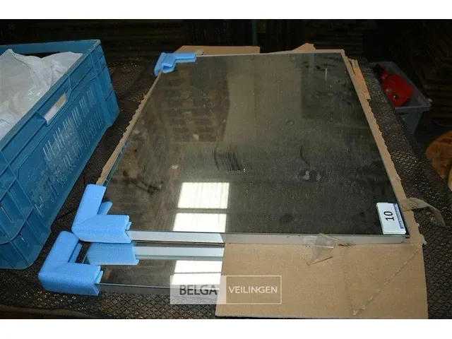 2 spiegels 1x l 0,80 x b 0,60 - 1x l 100 x b 0,60 - licht beschadigd - afbeelding 1 van  2