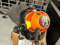 2 spots - afbeelding 3 van  5