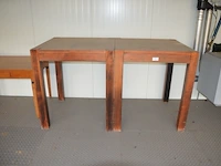 2 staantafels ca. 1 m x 1 m - afbeelding 1 van  4