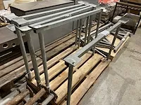 2 stapel palletten