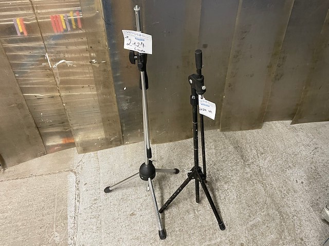 2 statieven - afbeelding 1 van  4