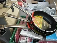 2 steelpannen 24 cm & 1 steelpan 28 cm - afbeelding 4 van  4