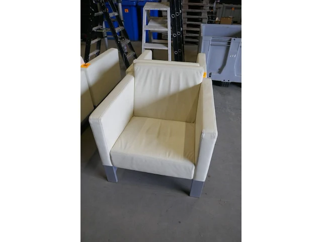 2 stijlvolle lederen designzetels drisag - afbeelding 2 van  4